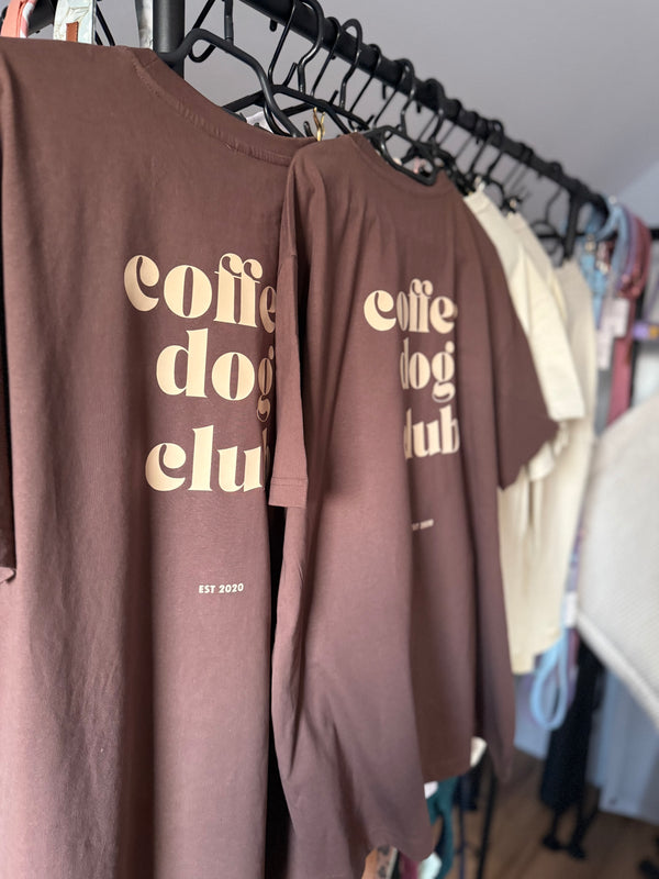 coffee dog club -T-Shirt Chicolate Brown
